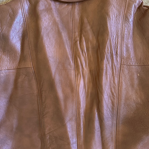 Vintage Brown Leather Women's Jacket - Picture 7 of 10